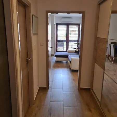 Dupin Apartmán *